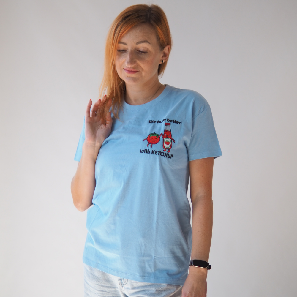 T-shirt niebieski bawełniany z haftem ketchupu XS - okrągły dekolt, oversize Unisex - obrazek 2